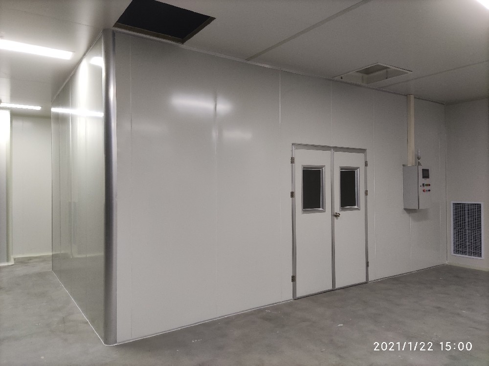 祝賀我公司與武漢中原長江的電池老化房項(xiàng)目安全使用2年